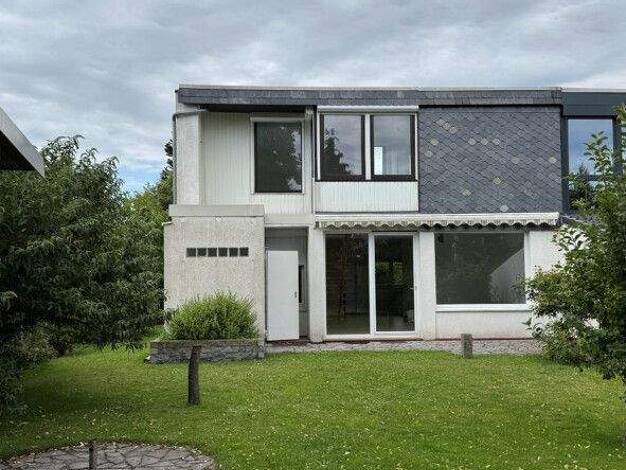 Reihenendhaus zum Kauf 325.000 € 4 Zimmer 100 m² 393 m² Grundstück frei ab sofort Brinkum Stuhr 28816