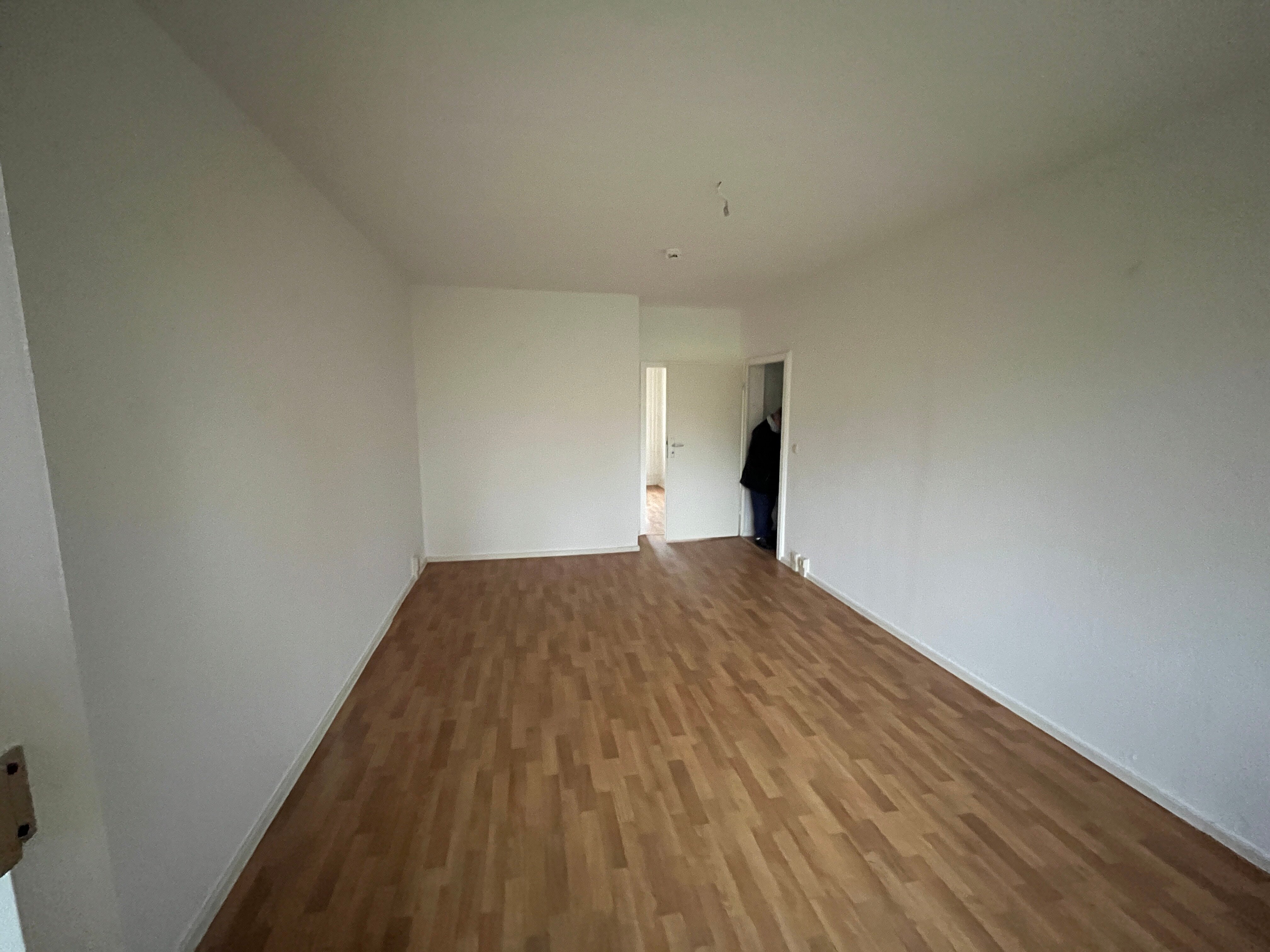 Wohnung zur Miete 366 € 3 Zimmer 61 m²<br/>Wohnfläche Hanns-Eisler-Straße 21 Weißenfels Weißenfels 06667