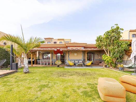 Villa zum Kauf 1.290.000 € 5 Zimmer 332 m² San Bartolomé de Tirajana 35106