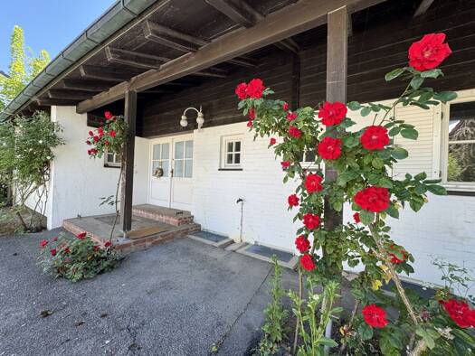Einfamilienhaus zum Kauf provisionsfrei 1.225.000 € 7 Zimmer 224 m² 1.212 m² Grundstück Peter u. Paul Landshut 84028