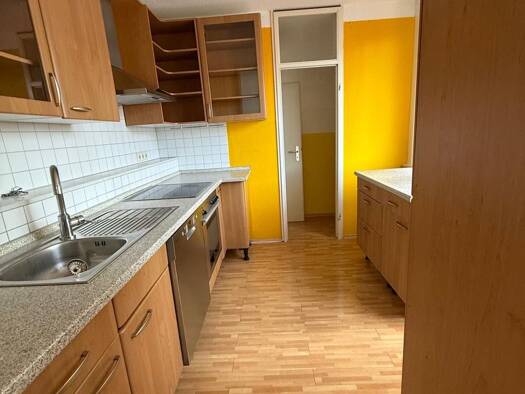 Wohnung zur Miete 1.200 € 4,5 Zimmer 99,5 m² Geschoss 5/10 frei ab sofort Budapester Straße 22 Pfingstweide Ludwigshafen am Rhein 67069