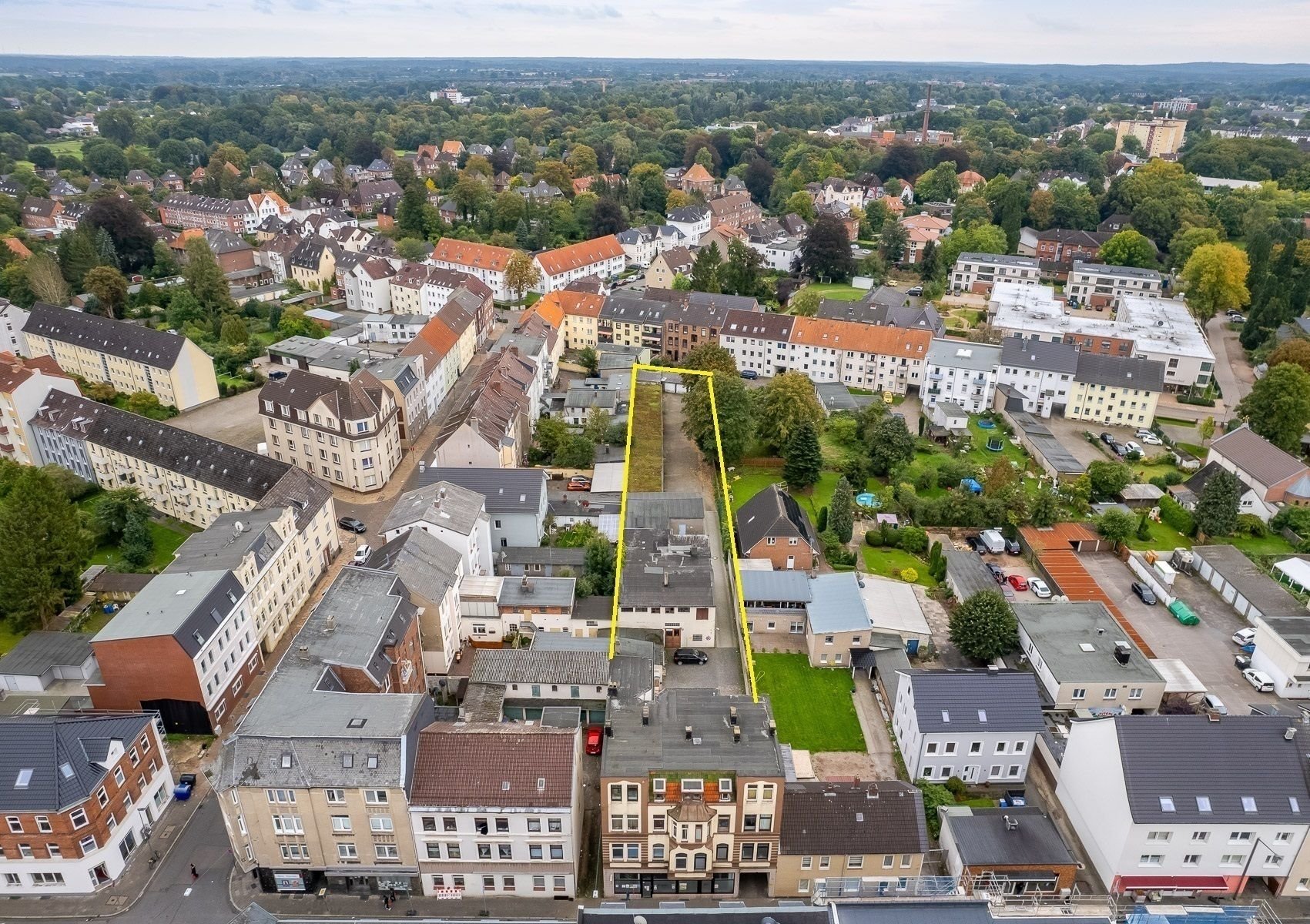 Mehrfamilienhaus zum Kauf provisionsfrei als Kapitalanlage geeignet 699.000 € 25 Zimmer 861 m²<br/>Wohnfläche 2.056 m²<br/>Grundstück Nordost Neumünster 24534