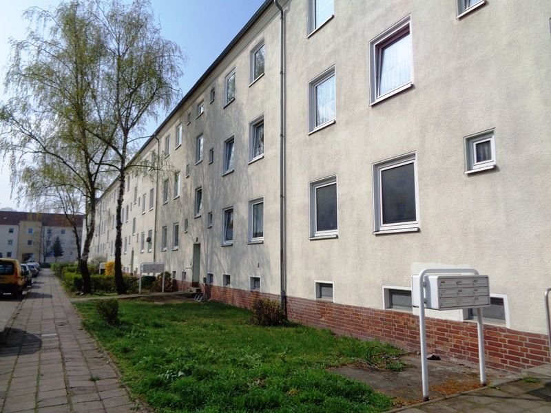 Wohnung zur Miete 358 € 2 Zimmer 45,3 m²<br/>Wohnfläche EG<br/>Geschoss 15.01.2025<br/>Verfügbarkeit Schubertstraße 7 Görden Brandenburg an der Havel 14772