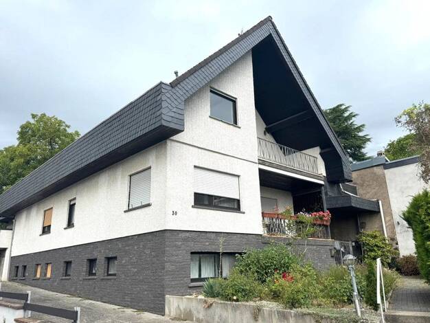 Mehrfamilienhaus zum Kauf provisionsfrei 599.000 € 10 Zimmer 308 m² 1.385 m² Grundstück Burgstraße 30 Eich Andernach 56626