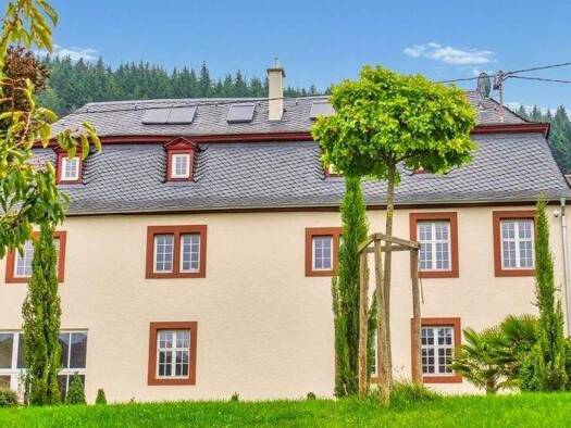 Bungalow zum Kauf 1.700.000 € 11 Zimmer 360 m² 1.850 m² Grundstück Burg 56843