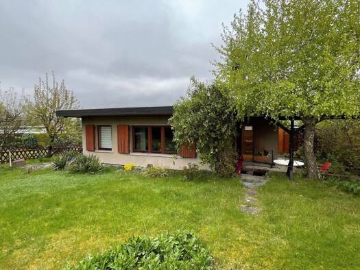 Haus zum Kauf 75.000 € 2 Zimmer 35 m² 320 m² Grundstück Cunnersdorf Bannewitz 01728
