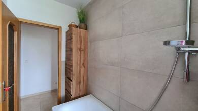 Wohnung zum Kauf 112.874 € 3 Zimmer 61,3 m² Dachgeschoss, 4. Geschoss Neukieritzsch Neukieritzsch 04575