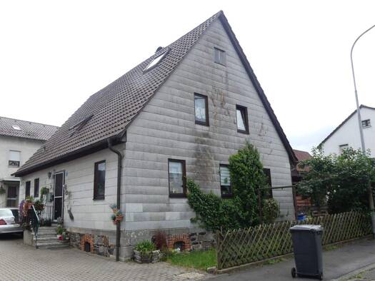 Einfamilienhaus zum Kauf provisionsfrei 97.500 € 7 Zimmer 175 m² 421 m² Grundstück Wüstensachsen Ehrenberg 36115