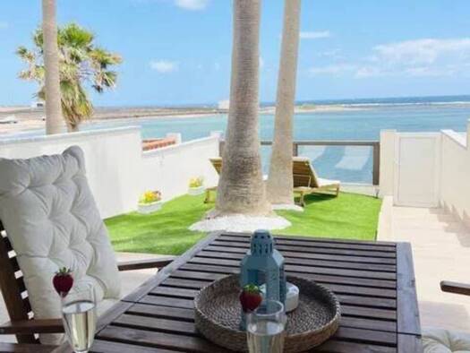 Wohnung zur Miete 1.500 € 2 Zimmer 70 m² EG Antigua 35630