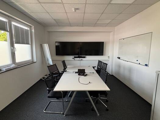 Büro zur Miete provisionsfrei 5.190 € 16 Zimmer 480 m² Bürofläche Ochsenhausen Ochsenhausen 88416