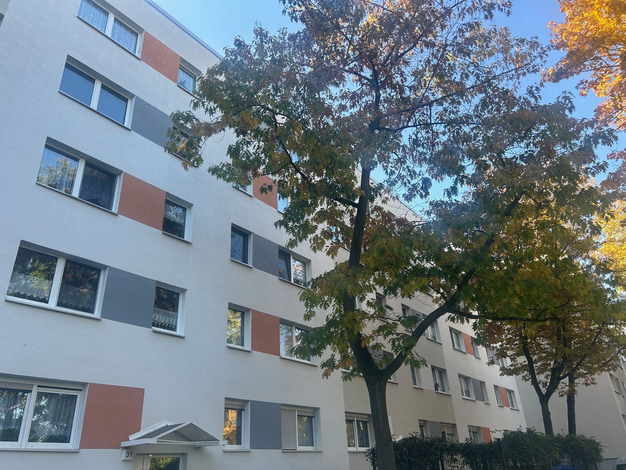 Wohnanlage zum Kauf als Kapitalanlage geeignet 210.000 € 9 Zimmer 171,9 m²<br/>Fläche Nördliche Neustadt Halle (Saale) 06122