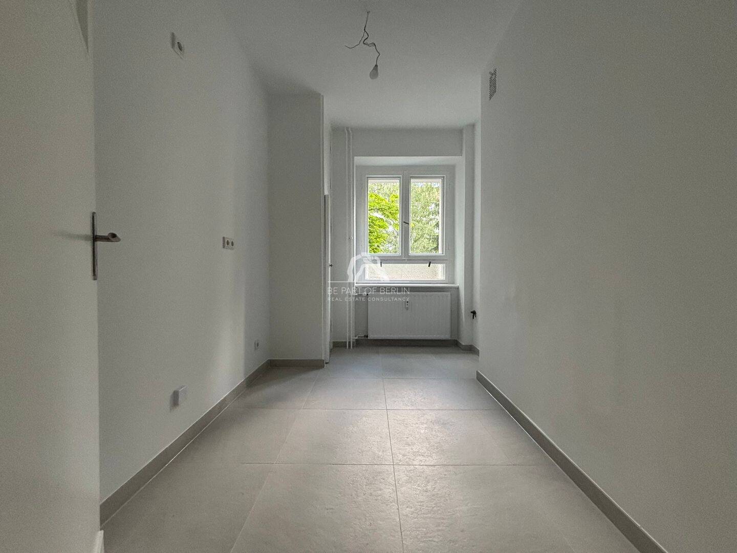 PROJEKT ZUHAUSE! 1-ZIMMERWOHNUNG IM KÖRNERKIEZ! GUT GESCHNITTEN, MIT BALKON! PROVISIONSFREI! – Nogatstraße 17a, 12051 Berlin – Vorschaubild 4