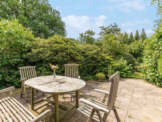 Einfamilienhaus zum Kauf 495.000 € 7 Zimmer 151 m² 609 m² Grundstück Wedel 22880