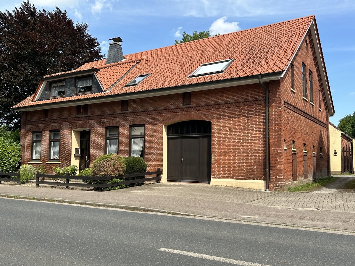 Einfamilienhaus zum Kauf 249.000 € 10 Zimmer 218 m²<br/>Wohnfläche 905 m²<br/>Grundstück Hagen Hagen im Bremischen 27628