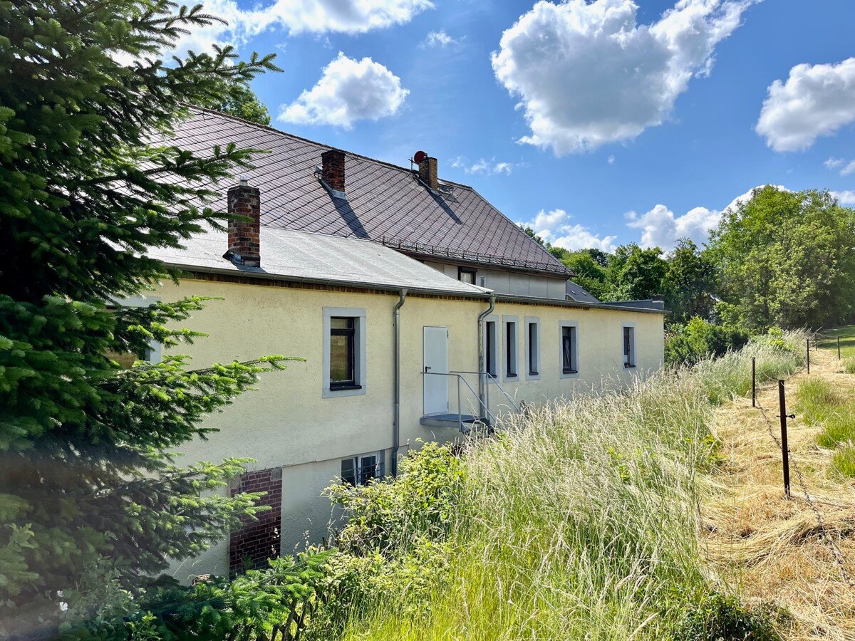 Mehrfamilienhaus zum Kauf 295.000 € 24 Zimmer 650 m²<br/>Wohnfläche 1.200 m²<br/>Grundstück Börnchen Bannewitz / Börnchen 01728