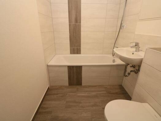 Wohnung zur Miete 689 € 4 Zimmer 88,4 m² 6. Geschoss Chemnitzer Straße 109 Freiberg Freiberg 09599