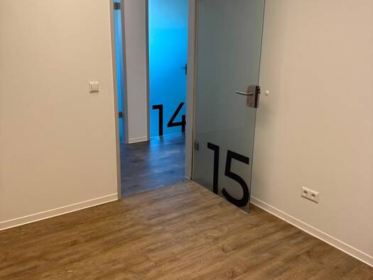 Büro zur Miete provisionsfrei 400 € 1 Zimmer 9 m² Bürofläche Ost Sindelfingen 71065