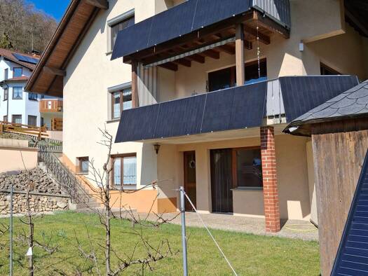 Mehrfamilienhaus zum Kauf provisionsfrei 485.000 € 10 Zimmer 265 m² 741 m² Grundstück Weizen Stühlingen 79780
