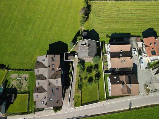 Einfamilienhaus zum Kauf 1.030.000 € 10 Zimmer 280 m² 1.053 m² Grundstück Niedertaler Straße 17 Rasen-Antholz 39030