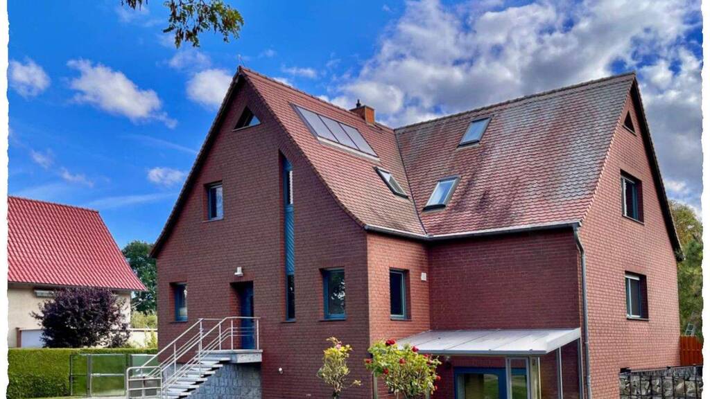 Einfamilienhaus zum Kauf 590.000 € 9 Zimmer 260 m² 1.933 m² Grundstück Friedhofsweg 9A Lüssow 18276