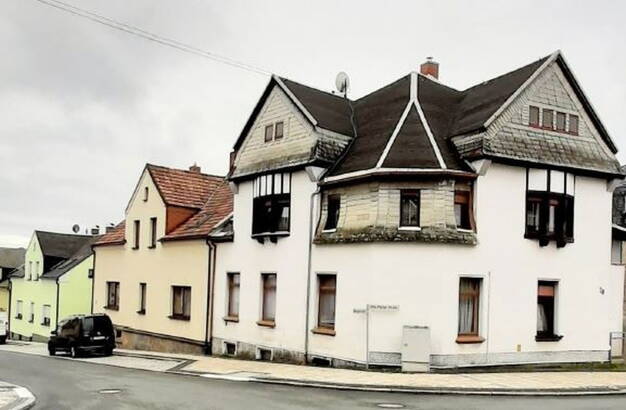 Stadthaus zum Kauf provisionsfrei 49.000 € 6 Zimmer 126 m² 223 m² Grundstück Otto-Pfeifer-Straße 20 Rodewisch Rodewisch 08224