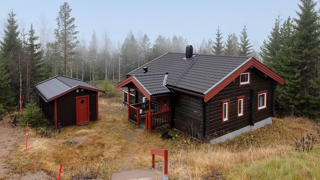 Einfamilienhaus zum Kauf 200.000 € 4 Zimmer 86 m² 695 m² Grundstück Långberget