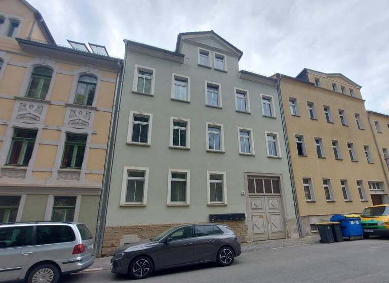 Wohnung zur Miete 475 € 3 Zimmer 78,5 m²<br/>Wohnfläche Dachgeschoss<br/>Geschoss Geschwister-Scholl-Straße 18 Südbahnhof / Reichsstraße Gera 07545