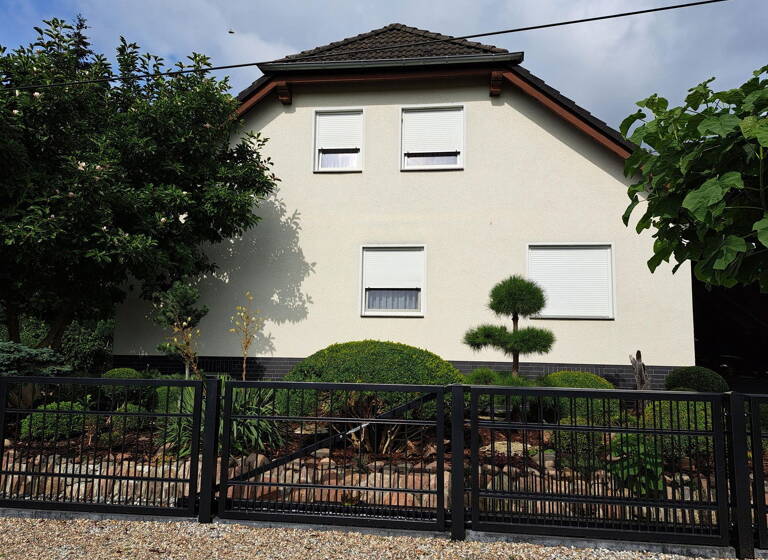 Einfamilienhaus zum Kauf provisionsfrei 610.000 € 12 Zimmer 215 m²<br/>Wohnfläche 728 m²<br/>Grundstück Rathenow Rathenow 14712