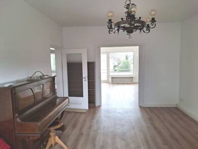 Wohnung zur Miete 1.200 € 2,5 Zimmer 87 m² 1. Geschoss frei ab sofort Roonstraße 2 Innenstadt Weinheim 69469