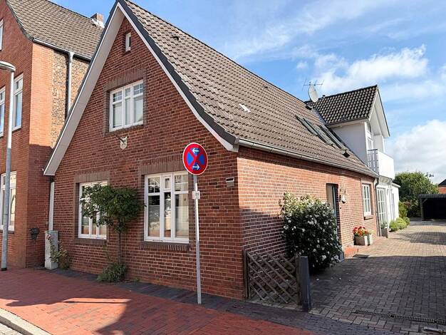 Einfamilienhaus zum Kauf 245.000 € 4 Zimmer 175,7 m² 826 m² Grundstück Wilster 25554