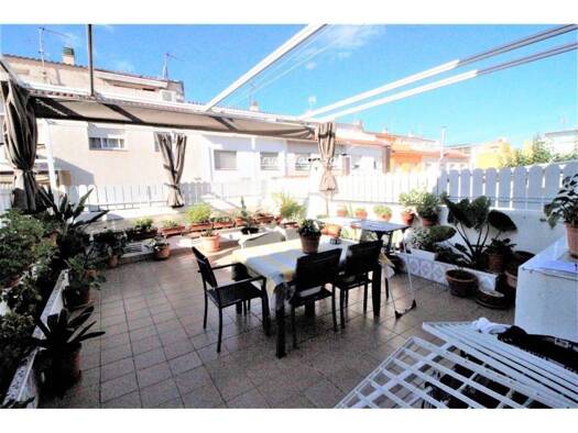Reihenhaus zum Kauf 325.000 € 4 Zimmer 245 m² Torredembarra 43830