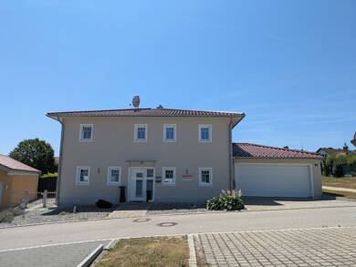 Einfamilienhaus zur Miete 2.000 € 6 Zimmer 185 m² 759 m² Grundstück frei ab 01.09.2025 Niedertaufkirchen Niedertaufkirchen 84494