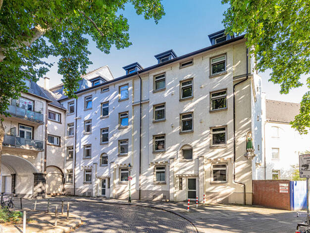 Wohnung zur Miete 990 € 2 Zimmer 70,9 m² 3. Geschoss frei ab 18.01.2027 Essener Straße 26 Derendorf Düsseldorf 40476