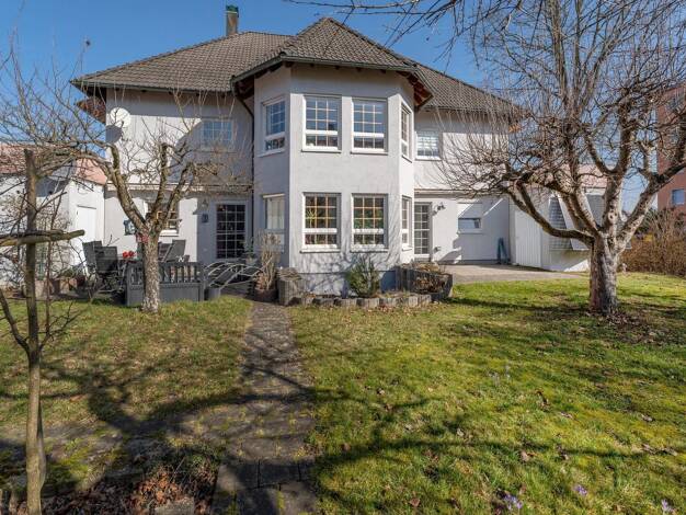 Mehrfamilienhaus zum Kauf als Kapitalanlage geeignet 669.000 € 7 Zimmer 378 m² 874 m² Grundstück Altdorf Altdorf bei Nürnberg 90518