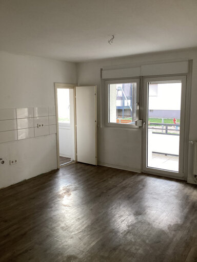 Wohnung zur Miete 689 € 2 Zimmer 59,9 m² frei ab 08.01.2025 Wilhelm-Leuschner-Str. 30 Böckingen - Haselter Heilbronn 74080