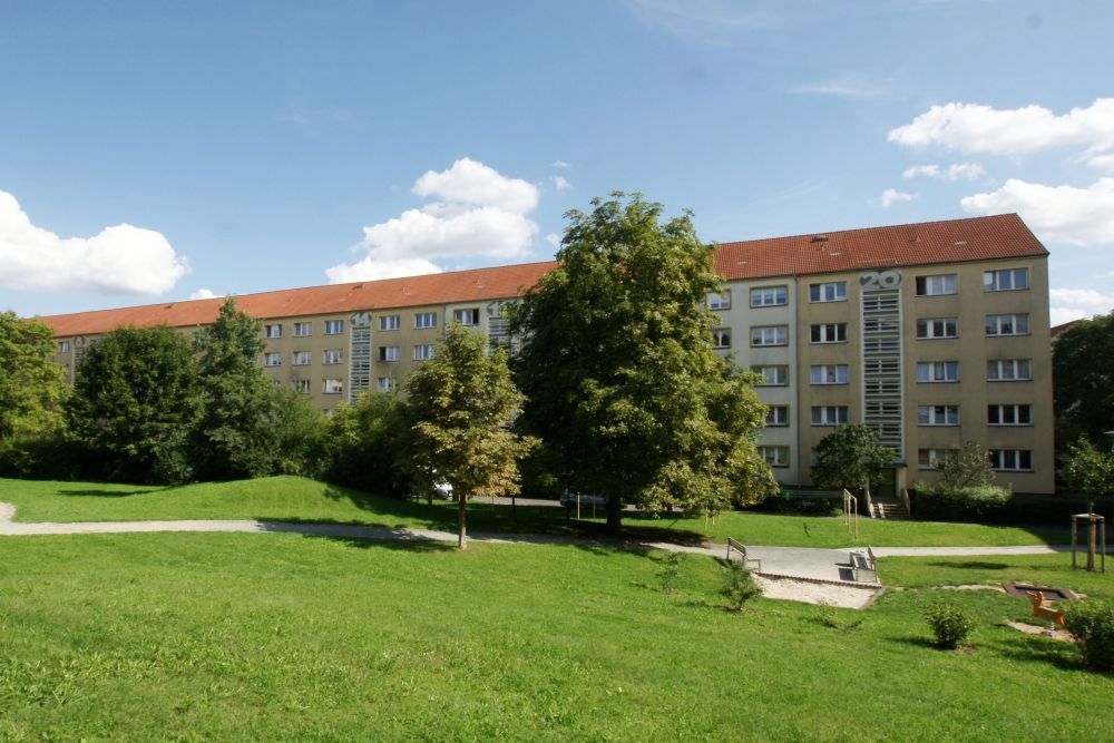 Wohnung zur Miete 350,61 € 4 Zimmer 75,4 m²<br/>Wohnfläche 4.<br/>Geschoss Dörffelstraße 10 Neundorfer Vorstadt Plauen 08527