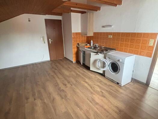 Wohnung zur Miete 490 € 1,5 Zimmer 40 m² Geschoss 1/2 frei ab sofort Schloßberg Stephanskirchen 83071