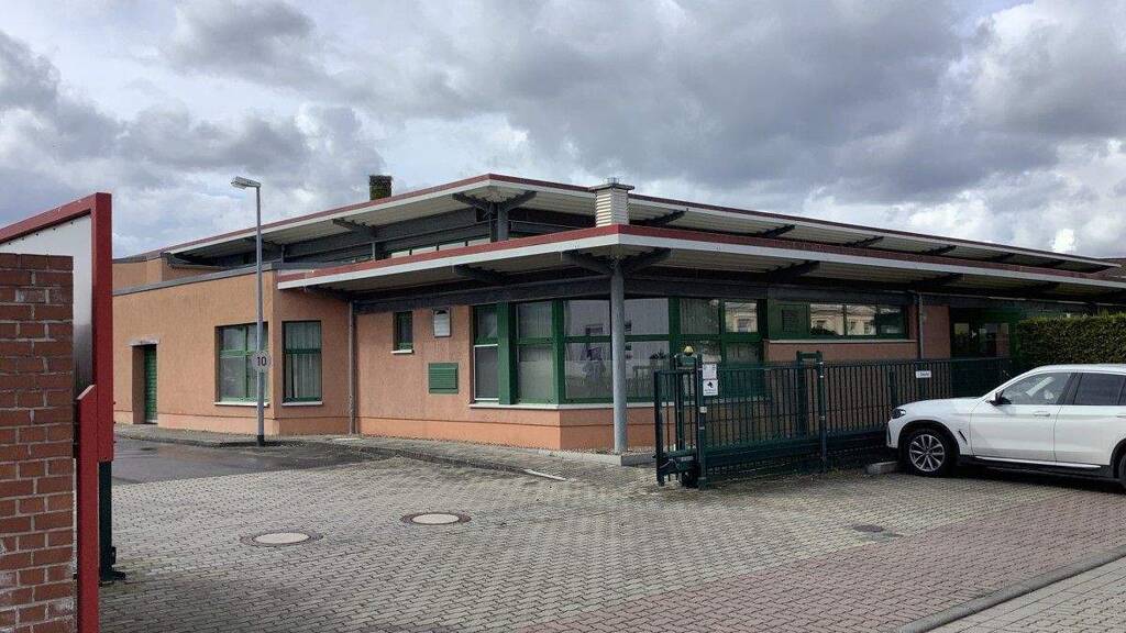 Lagerhalle zum Kauf 400.000 € 2.000 m² Lagerfläche Bahnhofstraße 34 Vahldorf 39345