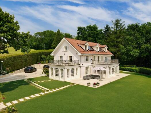 Einfamilienhaus zum Kauf 10 Zimmer 415 m² 3.680 m² Grundstück Begnins Begnins 1268