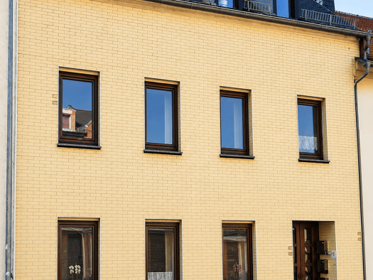Mehrfamilienhaus zum Kauf 140.000 € 8 Zimmer 149 m² 240 m² Grundstück frei ab sofort Meerane Meerane 08393