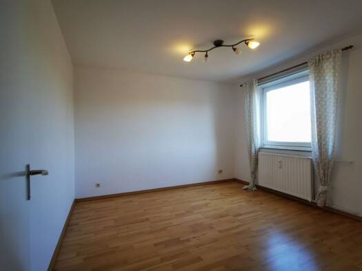 Wohnung zur Miete 920 € 3,5 Zimmer 80 m² Geschoss 2/6 frei ab sofort Mahndorf Bremen 28307