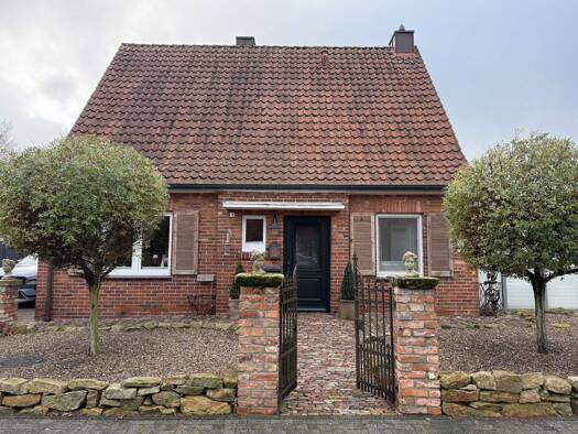 Einfamilienhaus zum Kauf 369.000 € 3 Zimmer 128 m² 612 m² Grundstück frei ab 01.02.2026 Schüttorf 48465