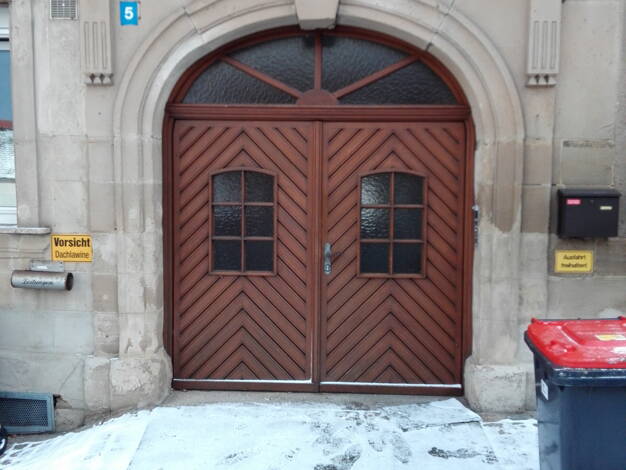 Wohnung zur Miete 553 € 2 Zimmer 79,1 m² Dachgeschoss, 2. Geschoss frei ab sofort Oberer Markt 5 Weidenberg Weidenberg 95466