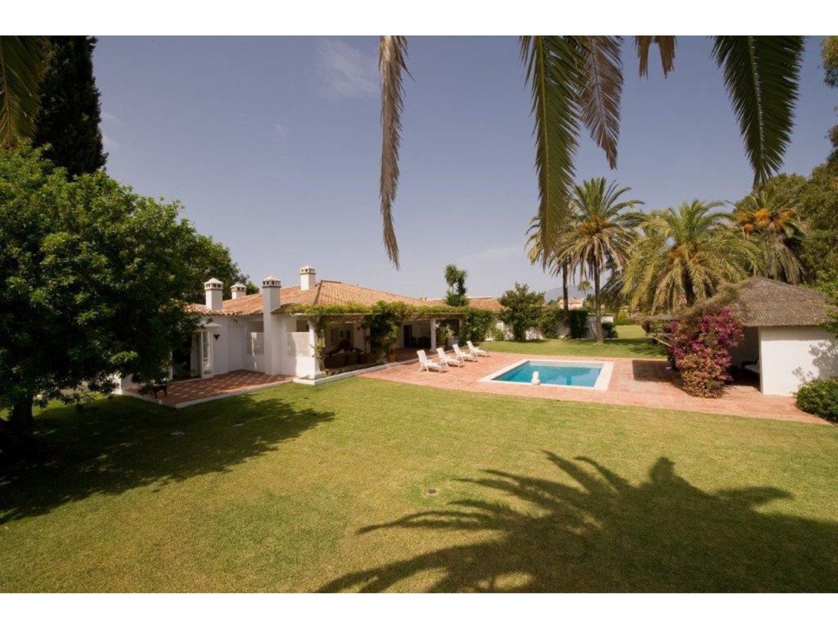 Einfamilienhaus zum Kauf 3.600.000 € 700 m²<br/>Wohnfläche 4.150 m²<br/>Grundstück Guadalmina Baja 29670