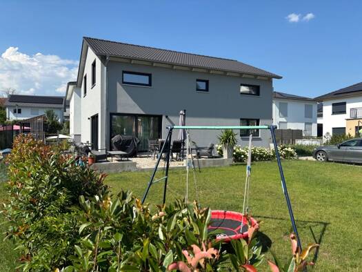 Einfamilienhaus zum Kauf 715.000 € 5 Zimmer 161,3 m² 553 m² Grundstück Büsingen am Hochrhein 78266