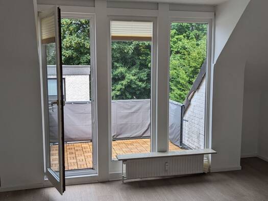 Maisonette zum Kauf provisionsfrei 500.000 € 3,5 Zimmer 91 m² Geschoss 3/4 frei ab sofort Poppenbüttel Wandsbek 22399