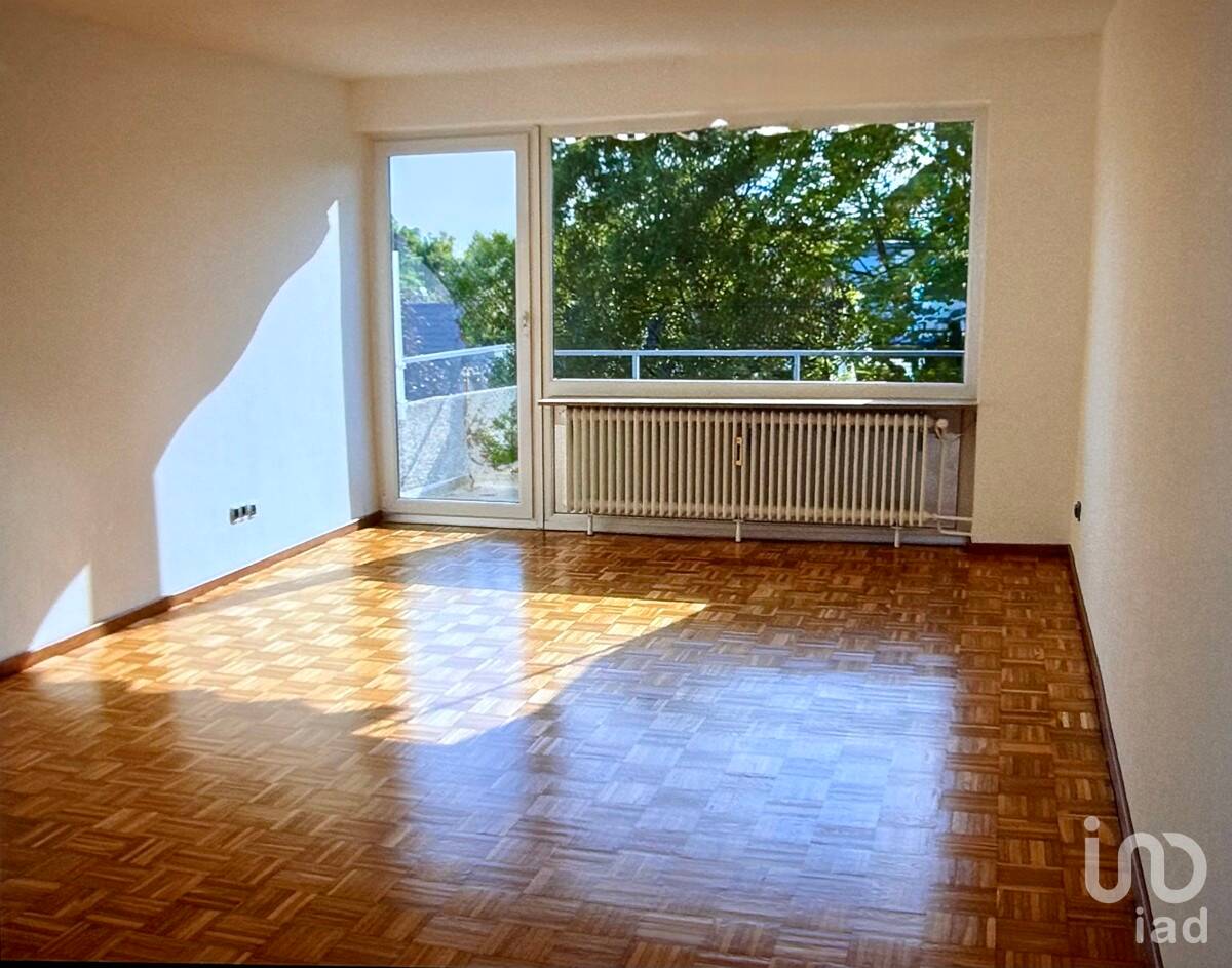 Sonnige 3-Zimmer-Eigentumswohnung mit Balkon in gepflegtem Mehrfamilienhaus -ruhig und zentral – Hannover – Bild 1 von 38