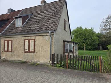 Doppelhaushälfte zum Kauf 65.000 € 5 Zimmer 80 m² 843 m² Grundstück Sandersdorf Sandersdorf-Brehna 06792
