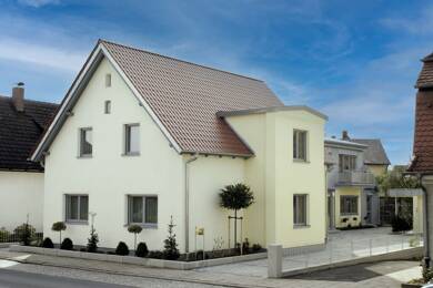 Mehrfamilienhaus zum Kauf 740.000 € 12 Zimmer 287,6 m² 454 m² Grundstück Hirschaid Hirschaid 96114