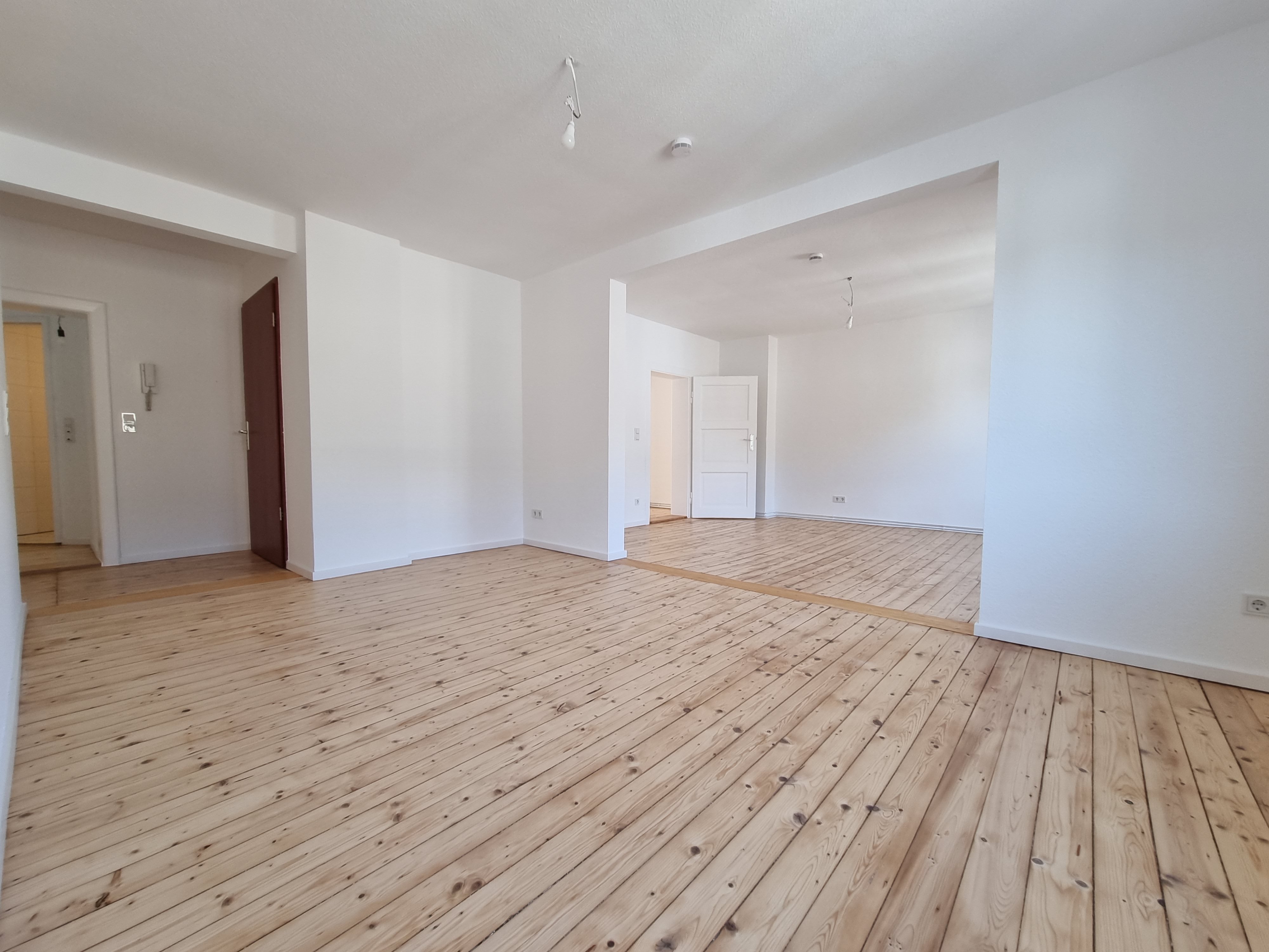 Wohnung zur Miete 1.075 € 3 Zimmer 95 m²<br/>Wohnfläche 3.<br/>Geschoss Dotzheimer Str. 84 Rheingauviertel Wiesbaden 65183